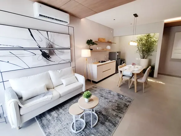 IZZI Interior 9